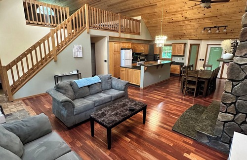 Geneva Casa | Peaceful- SPIRE, GOTL, Wine Country, Beach