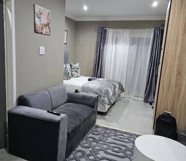 Sasolburg Apartamento | Peaceful Stay - Deluxe suite