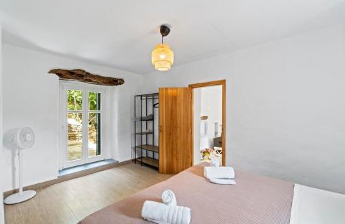 Andros Town Casa | Peaceful Stay in Livadia, near Chora and Beach