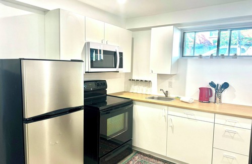 Nouveau-Rosemont Apartamento | Peaceful stay in Montreal - Large 3 1/2 near parks and attractions