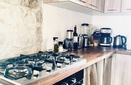 Choirokoitia Casa | Peaceful Stone House Mtn Views 10 Min to Beach