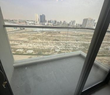 Dubai Apartamento | Peaceful Studio Getaway in Liwan
