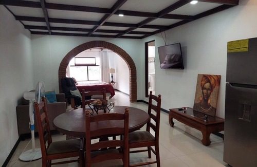 Yoses Apartamento | Peaceful Studio in Los Yoses