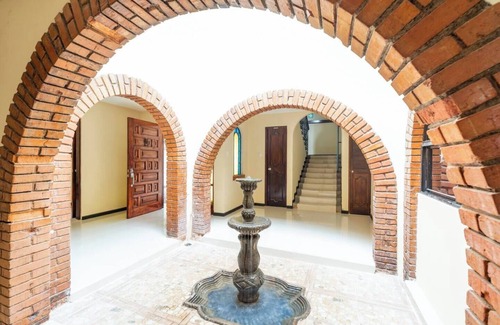 Yoses Apartamento | Peaceful Studio in Los Yoses