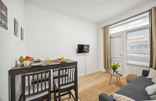 Plaisance Apartamento | Peaceful & Stylish Flat in Montparnasse