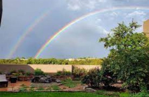 Santa Fe Casa | peaceful sunny oasis tucked away on the Eastside