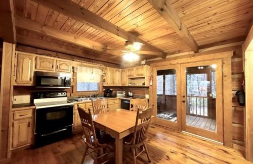 Tellico Plains Casa | Peaceful Tellico View Home with Private Hot Tub