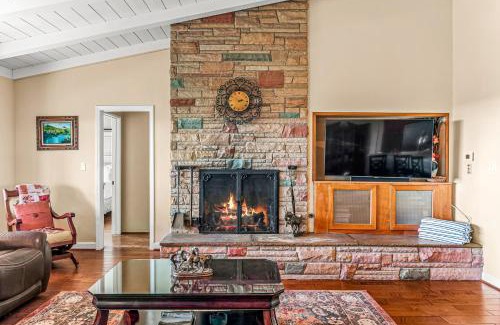 Eastside Casa | Peaceful Terrace, Long Term Rental