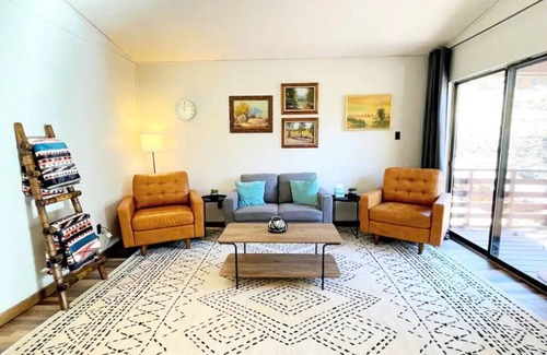 Ruidoso Casa | ★ Peaceful Timber Chalet ★ 2bd- private deck