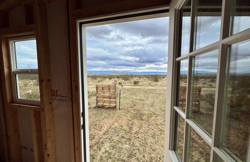 Keene Cabina | Peaceful Tiny House / Off-Grid Cabin on 10 Acres of High Desert Beauty