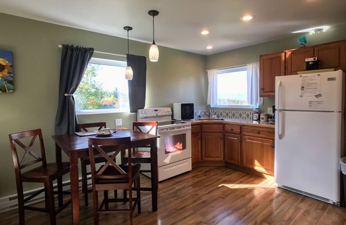 Corvallis Casa | Sage Cottage 406: una casa de vacaciones con jacuzzi, pozo de fuego, Wi-Fi gratis y más