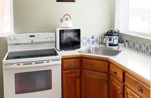 Corvallis Casa | Sage Cottage 406: una casa de vacaciones con jacuzzi, pozo de fuego, Wi-Fi gratis y más