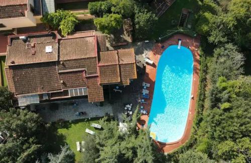 Oltrarno Villa | Peaceful Villa in Firenze with private pool