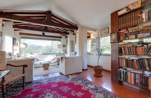 Oltrarno Villa | Peaceful Villa in Firenze with private pool