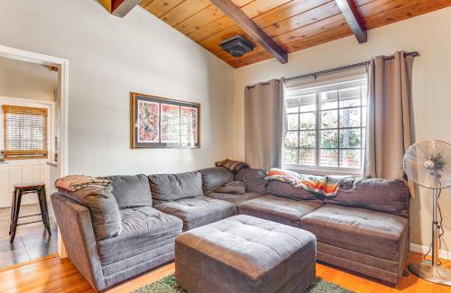 Vista Casa | Peaceful Vista House with Gas Grill 1 Mi to Dtwn!