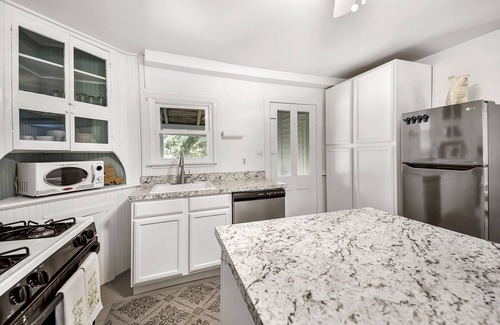Compton Casa | Peaceful Waterfront Retreat for Bird Lovers- Close to DC