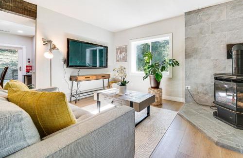 Newcastle Apartamento | Peaceful Wooded Escape Near Golf Club at Newcastle
