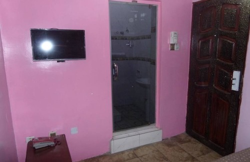 Lagos Mainland Hotel | Peaceland Hotel LTD
