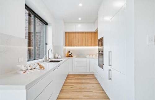 Elizabeth Bay Apartamento | Peach at Palm View Collective