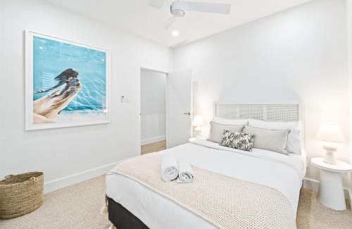 Elizabeth Bay Apartamento | Peach at Palm View Collective