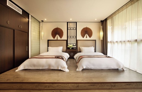 Xiufeng Hotel | Peach Blossom Resort Hotel