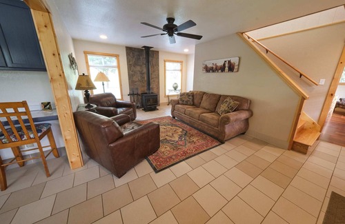 Somes Bar Casa | Peach tree cottage