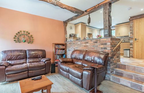 Sparrowpit Cabaña | Peacock Cottage, SPARROWPIT