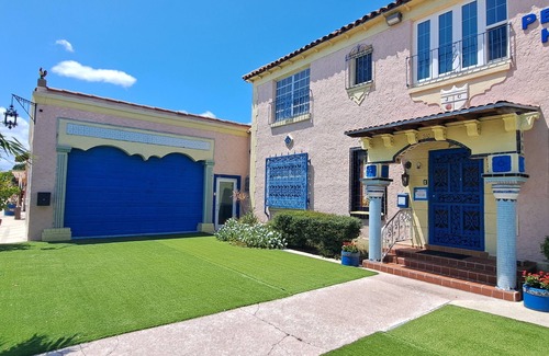 Fort Pierce Casa | Peacock Estate: botanical gardens, art galleries, 1min to downtown, 5 to beach
