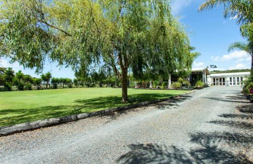Ngunguru Casa | Peacock Lodge in Ngunguru