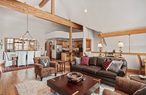 Warrior's Mark West Casa | Peak 10 Place - Free Winter Shuttle to Lift - Ski-In, Ski-Out for Experts Only