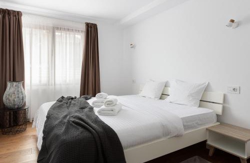 Centrul Vechi Apartamento | PEAK Aparthotel - Old Town - by CityHost
