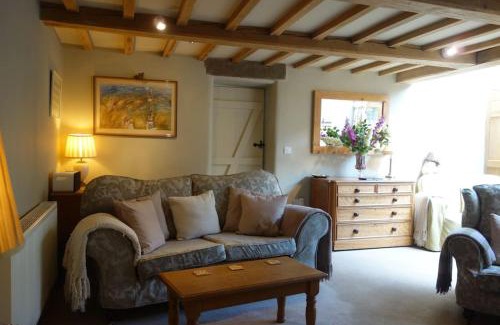Tideswell Casa | Peak District Luxury cottage, sleeps 8 plus pets