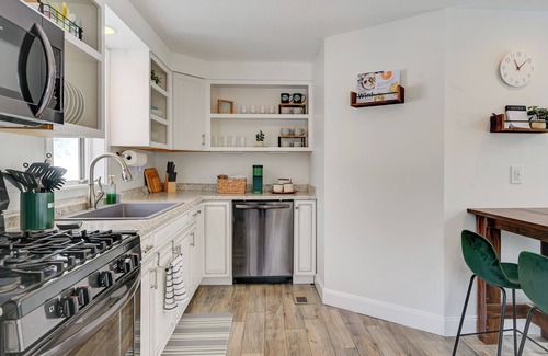 Birch Hill Casa | Peak Foliage Getaway. Hiking, Kancamagus, Fire Pit & Spacious North Conway Home