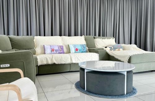 Ipoh Casa | Peak Homestay@Ipoh Perak Malaysia 10-14Pax 5R/6B