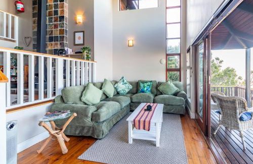 Wilderness Chalet De Esquí | Peak's Cabin - Endless Ocean Views - Fireplace - Fast WiFi