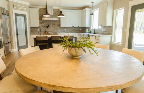 Meadow Lakes Casa | Peakside Retreat with Chefs Kitchen, Theater, Game, Kids Rooms by Design