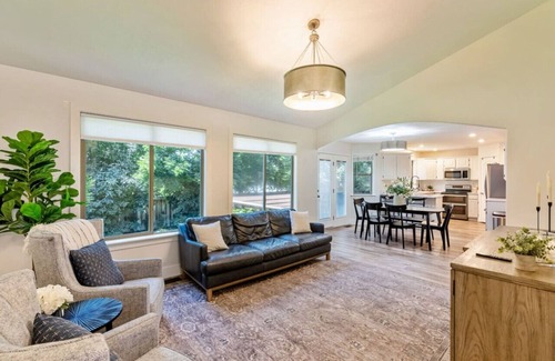 Pleasant Grove Casa | Peakview Paradise | Backyard | Free Massage*