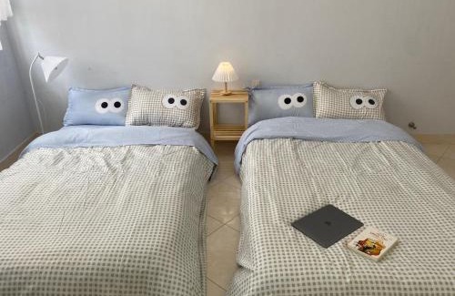 Nguyen Thai Binh Casa | Peanuts Home Calmette - Central Saigon Homestay with Kitchen, Balcony