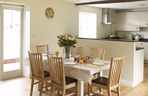 Thatcham Cabaña | Pear Tree-Rural-Romántico-Baño privado con bañera-Vista al Jardín
