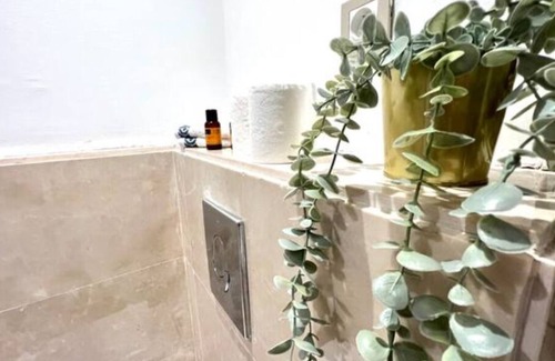 Anfa Casa | Pearl 17 - Central,Brand new chic with balcony
