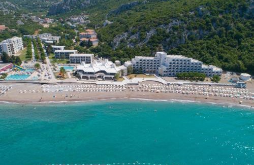Canj Hotel | PEARL BEACH RESORT - Hills & Villas