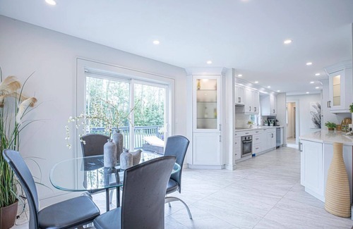 Georgina Casa | Pearl by Lake Simcoe