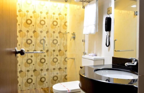 Milagiriya Hotel | Pearl City Hotel