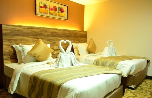 Milagiriya Hotel | Pearl City Hotel