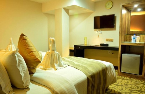 Milagiriya Hotel | Pearl City Hotel