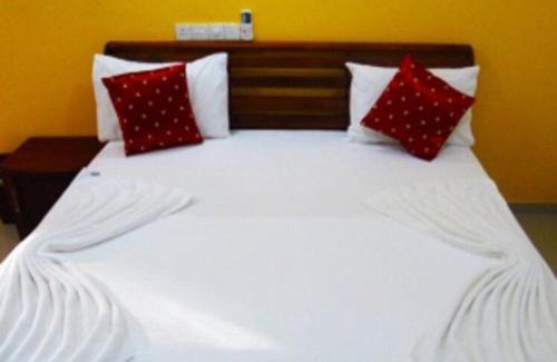 Debarawewa Hotel | Pearl City Hotel & Yala Safari