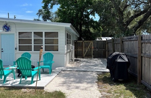 Parker Casa | Pearl Cottage Beach and Tyndall Airforce Base Near