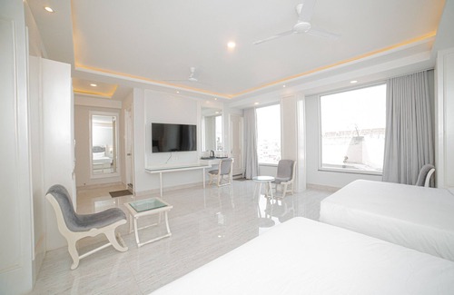 Varanasi Hotel | Pearl Courtyard