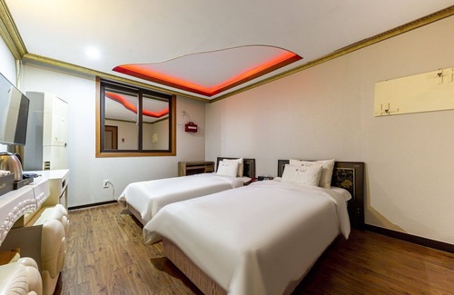 Jinju Hotel | Pearl Hotel