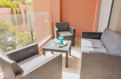 Imi Ouaddar Apartamento | Pearl - ImiBeach - Luxe-Suite-Apartamento-Baño con bañera-Vista a la playa